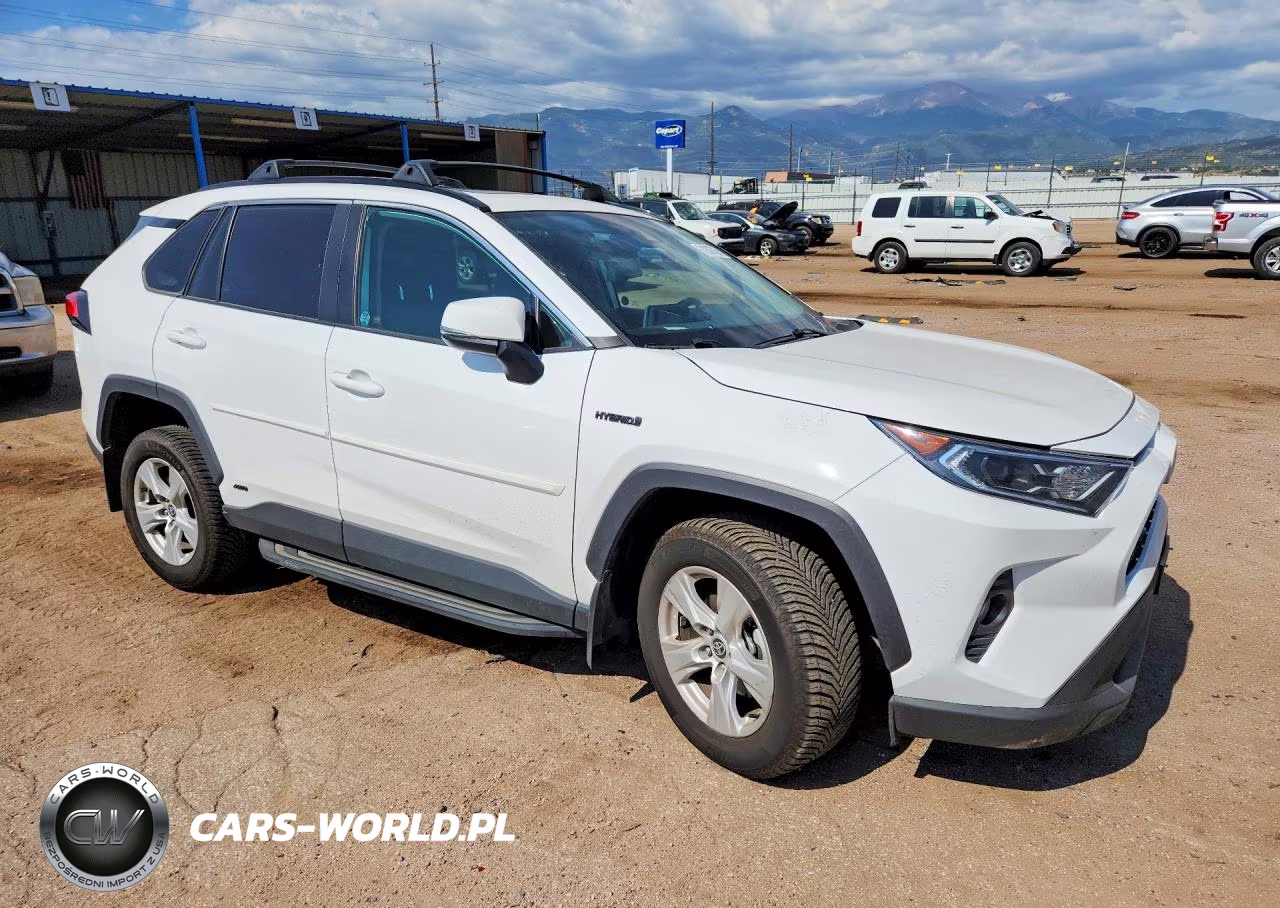 2021 Toyota Rav4 Xle VIN:4T3RWRFV5MU048060 - 4