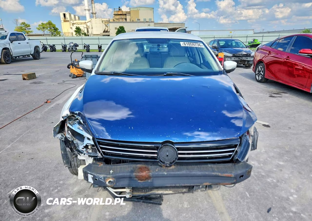 2012 Volkswagen Jetta Se VIN:3VWDX7AJ1CM111037 - 5