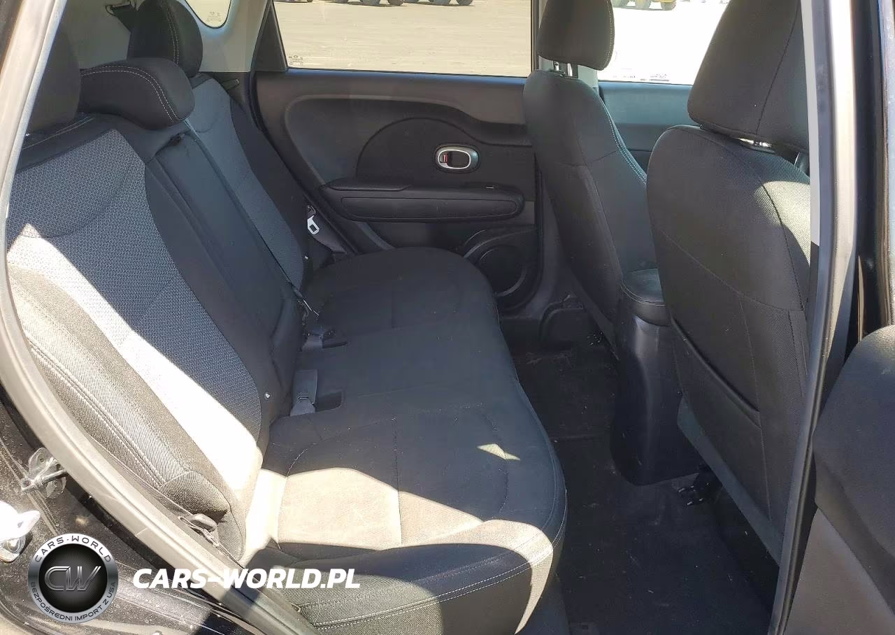 2017 Kia Soul + VIN:KNDJP3A5XH7462578 - 10