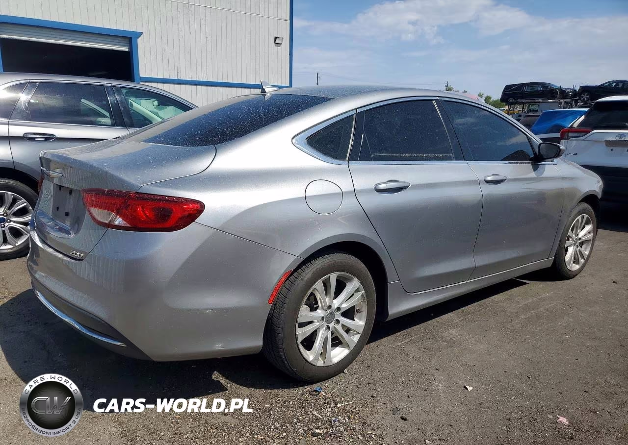 2016 Chrysler 200 Limited VIN:1C3CCCAB3GN150045 - 3