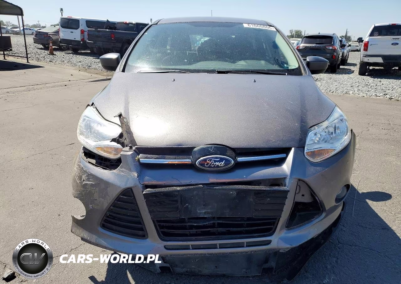 2012 Ford Focus Se VIN:1FAHP3K27CL450929 - 5