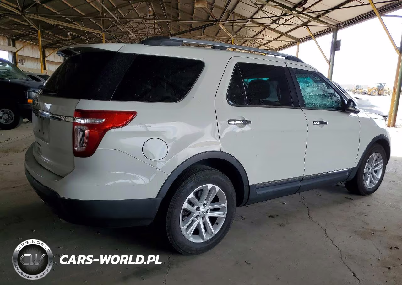 2012 Ford Explorer Xlt VIN:1FMHK7D84CGA05327 - 3