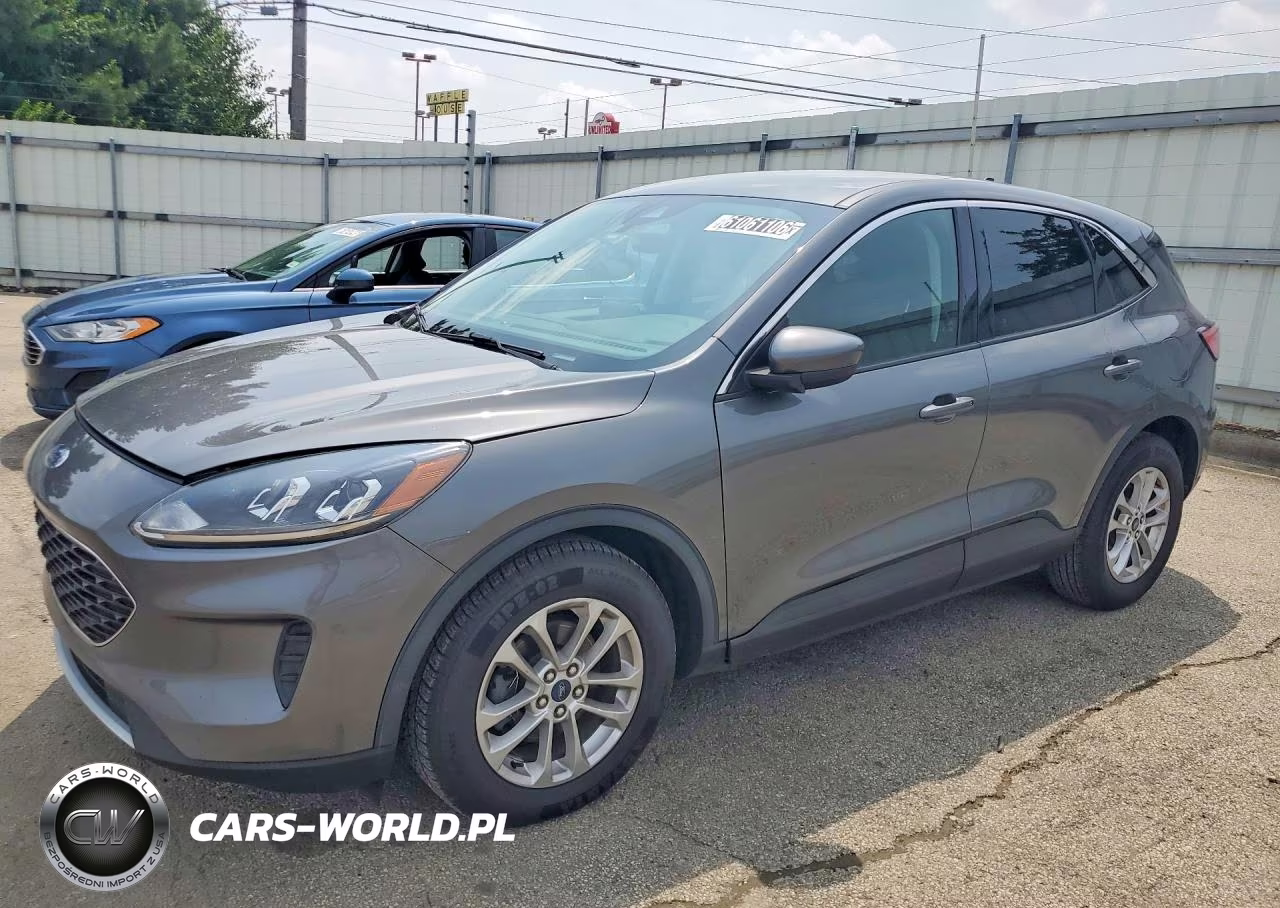 2021 Ford Escape Se