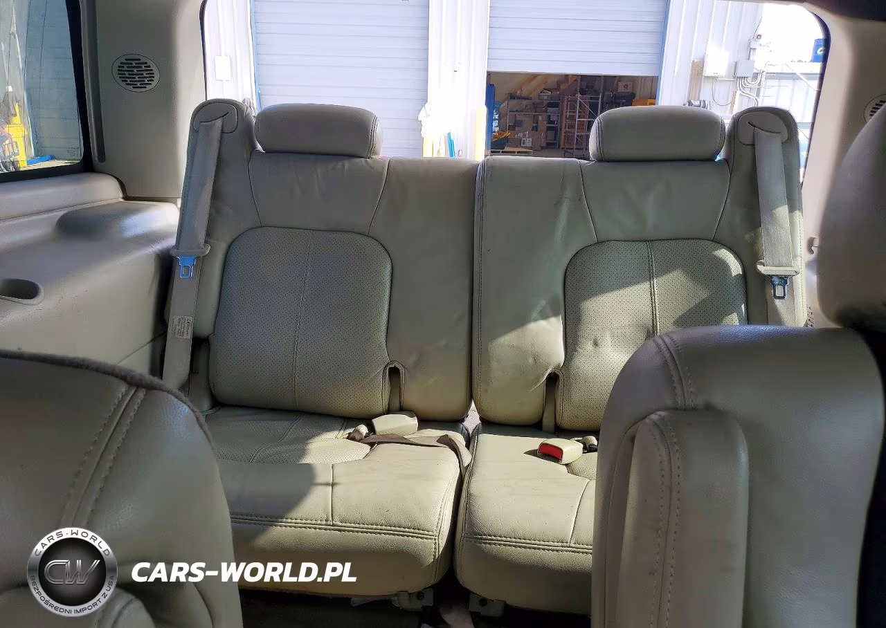 2004 Cadillac Escalade Luxury VIN:1GYEK63NX4R118935 - 10