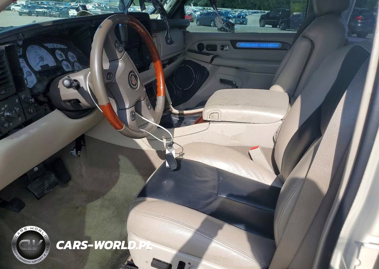 2004 Cadillac Escalade Luxury VIN:1GYEK63NX4R118935 - 7