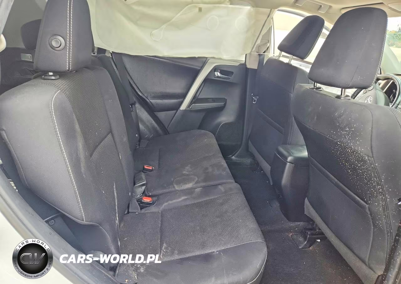 2018 Toyota Rav4 Xle VIN:2T3WFREV4JW467761 - 11