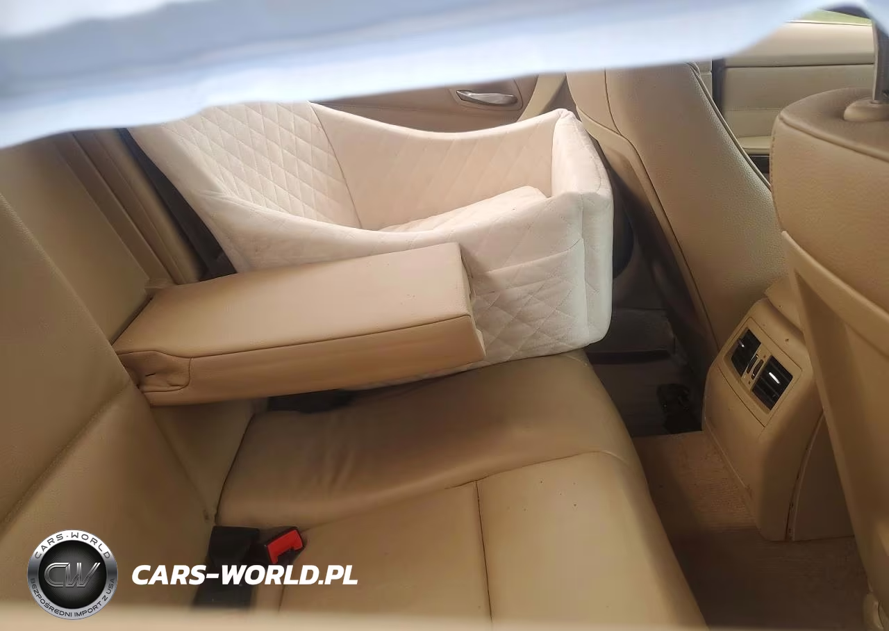 2010 BMW 328 I VIN:WBAPH7G53ANM48817 - 10