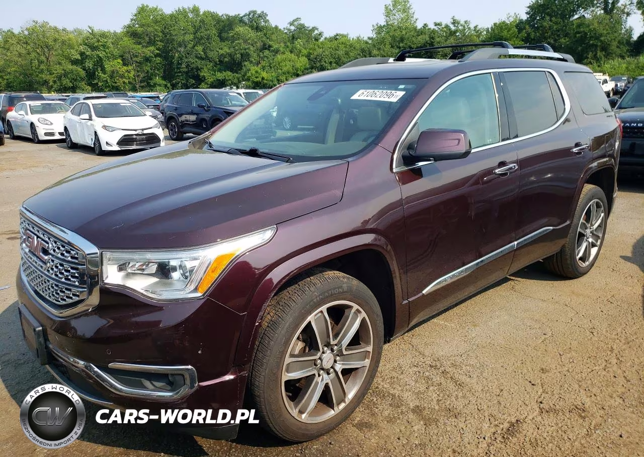 2017 GMC Acadia Denali – zdjęcie 1 z 13