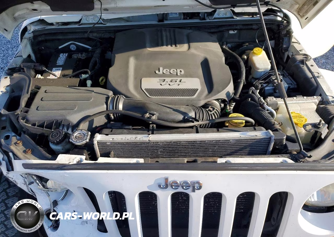 2012 Jeep Wrangler Unlimited Sahara VIN:1C4HJWEG8CL139112 - 11