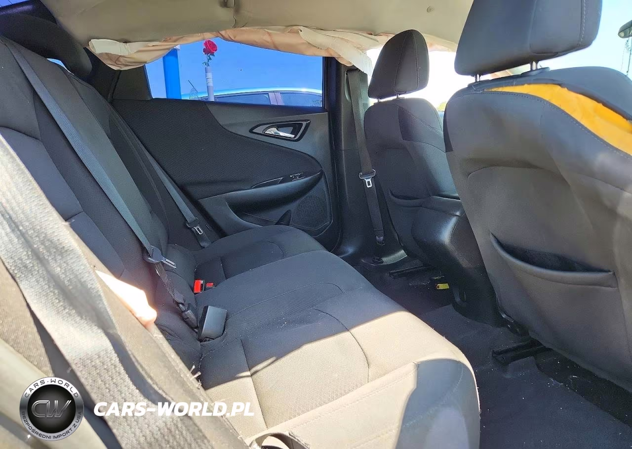 2019 Chevrolet Malibu Ls VIN:1G1ZC5ST2KF124590 - 10
