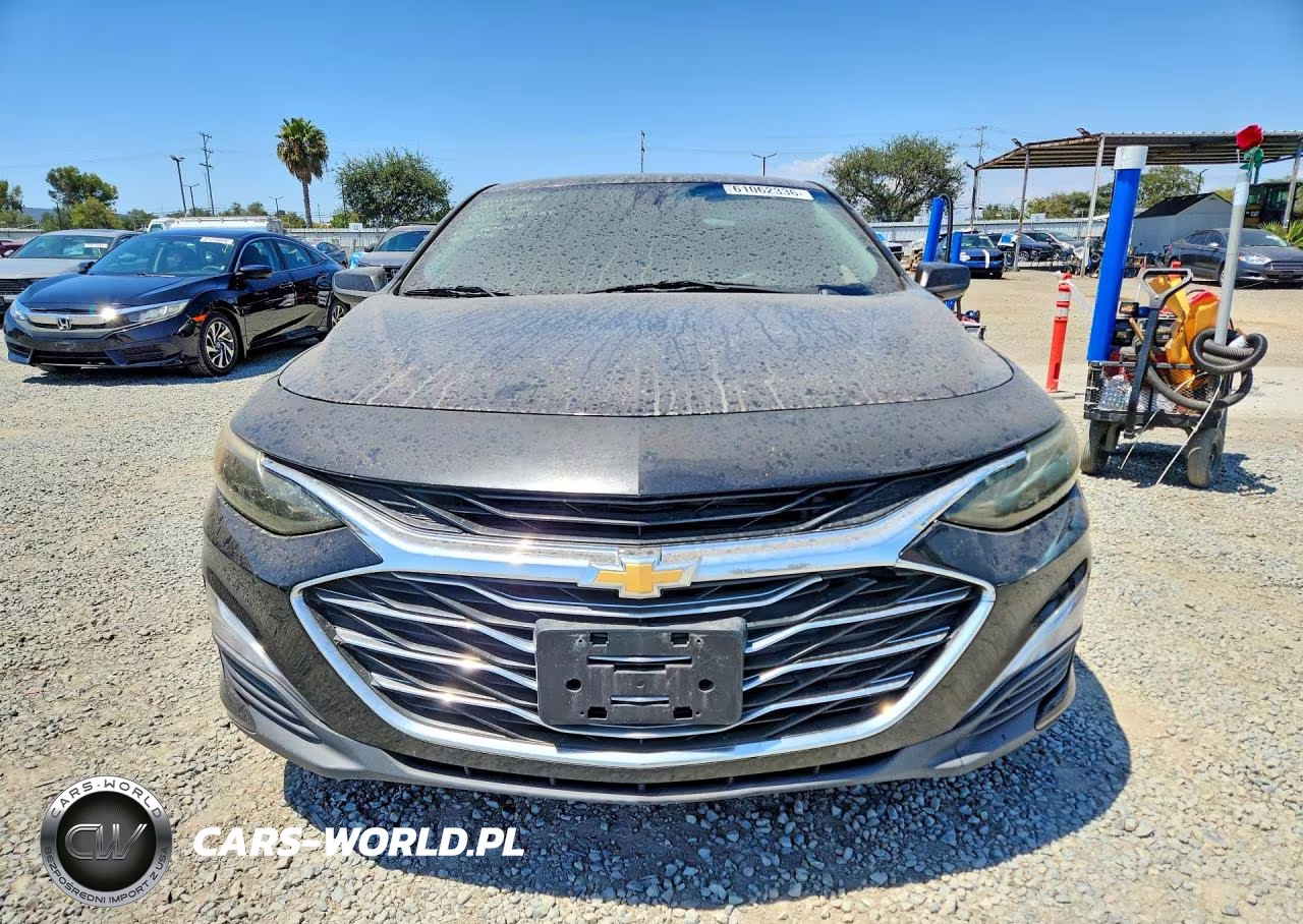 2019 Chevrolet Malibu Ls VIN:1G1ZC5ST2KF124590 - 5