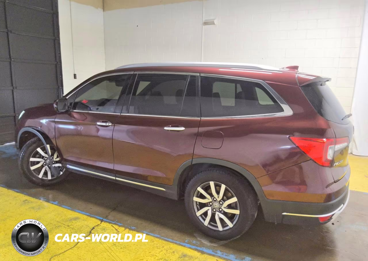 2019 Honda Pilot Touring VIN:5FNYF5H60KB026898 - 2