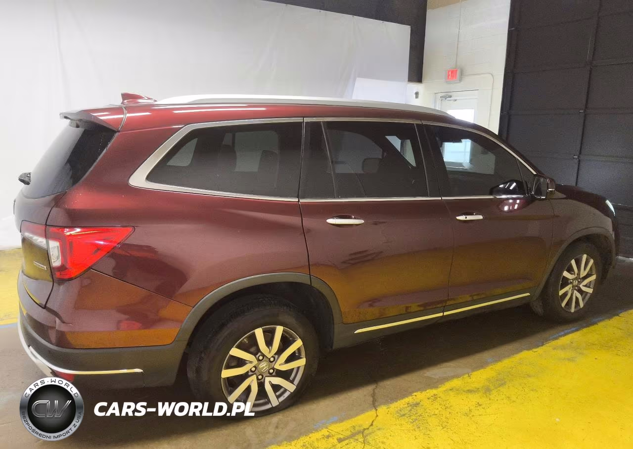 2019 Honda Pilot Touring VIN:5FNYF5H60KB026898 - 3