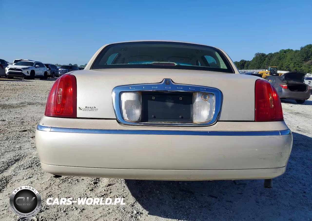 1999 Lincoln Town Car Cartier VIN:1LNHM83W7XY706718 - 6