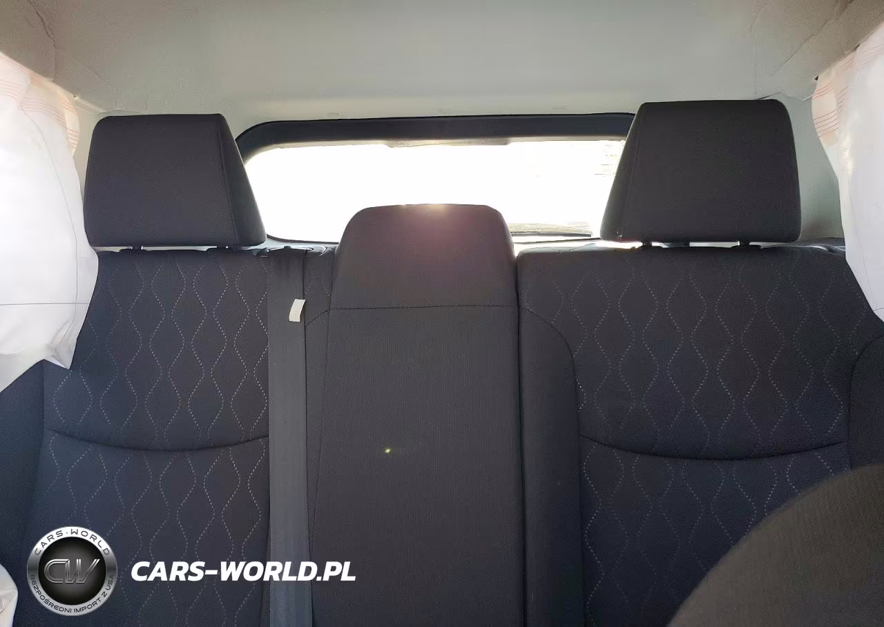 2023 Toyota Corolla Cross Le VIN:7MUCAAAG4PV045807 - 10