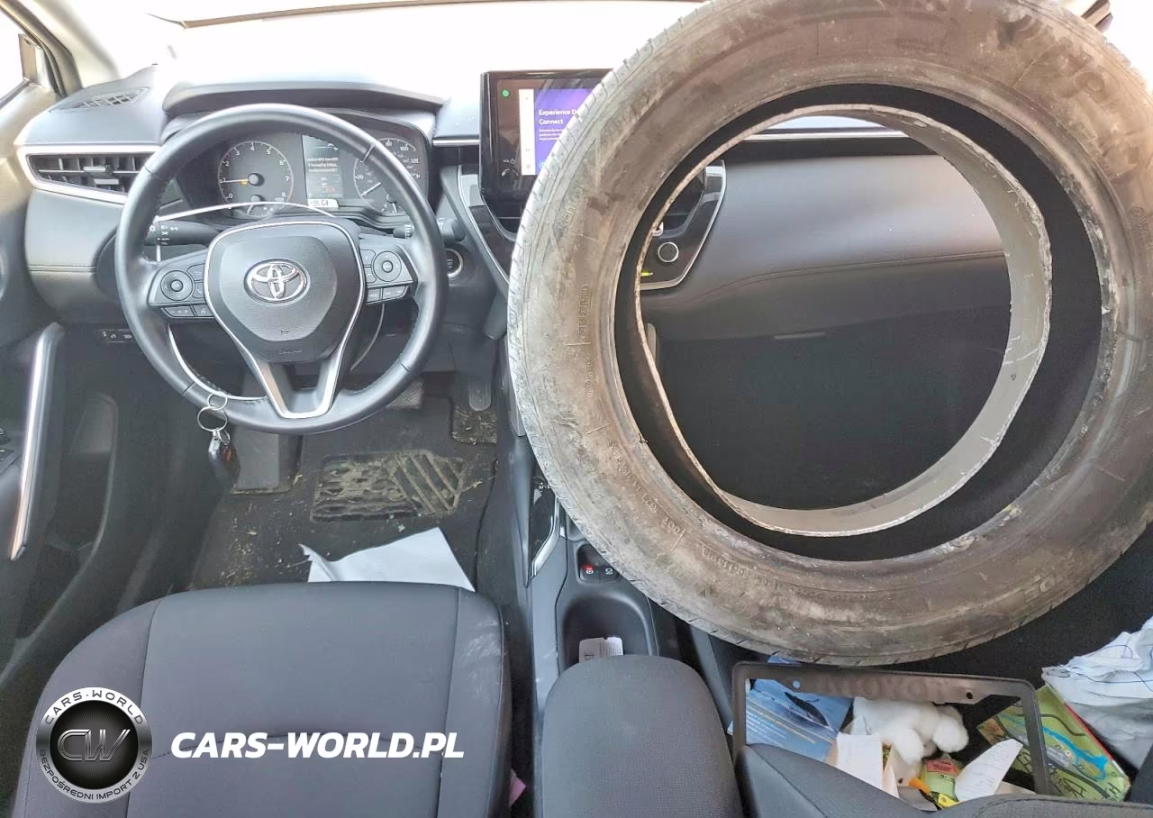 2023 Toyota Corolla Cross Le VIN:7MUCAAAG4PV045807 - 8