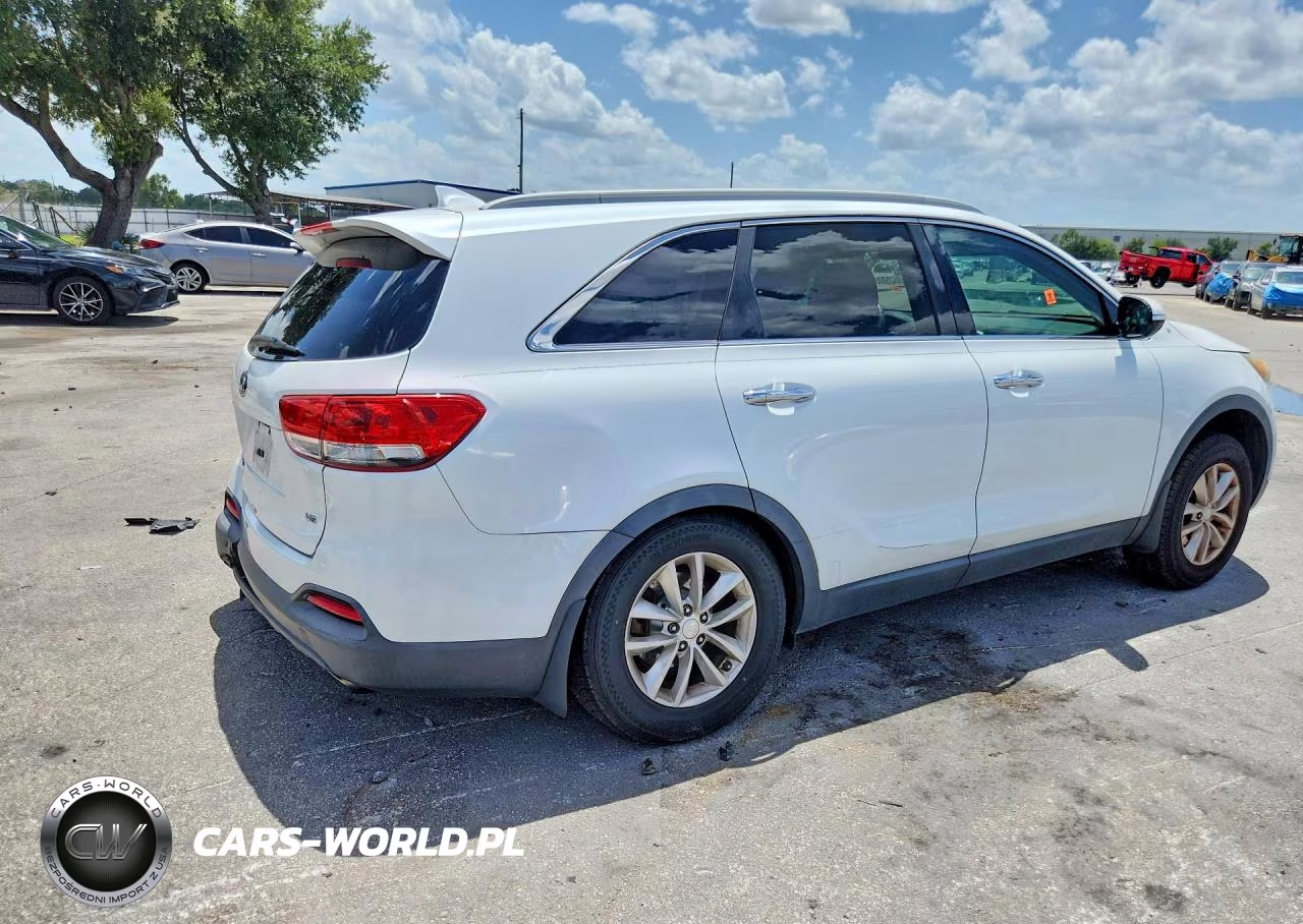 2016 Kia Sorento Lx V6 VIN:5XYPG4A53GG069927 - 3