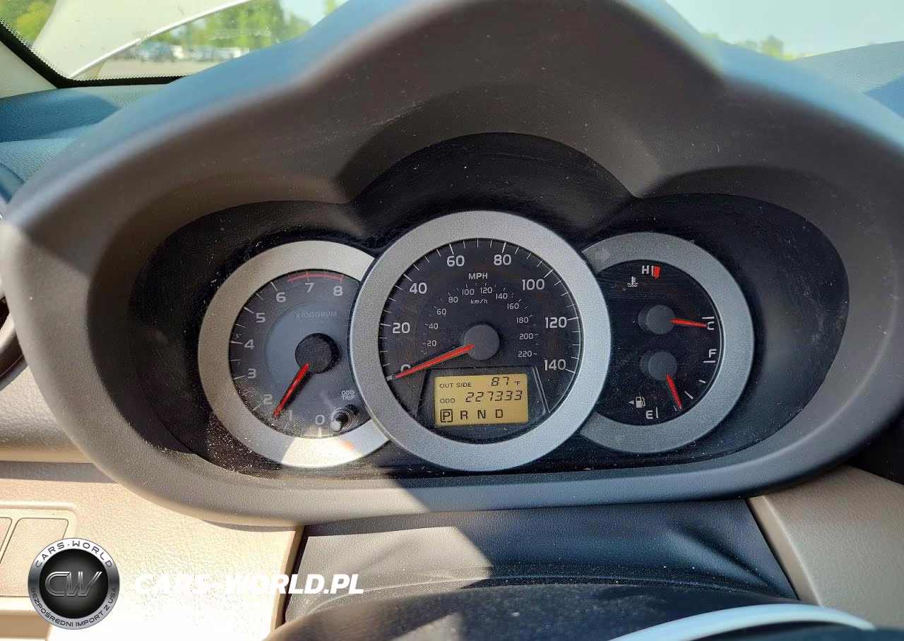 2007 Toyota Rav4 Base VIN:JTMZD33V476047253 - 9