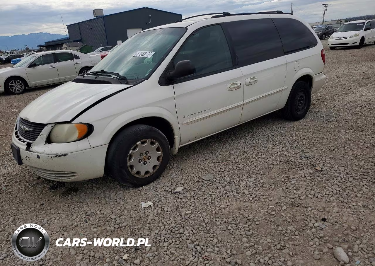 2001 Chrysler Town & Country Lx