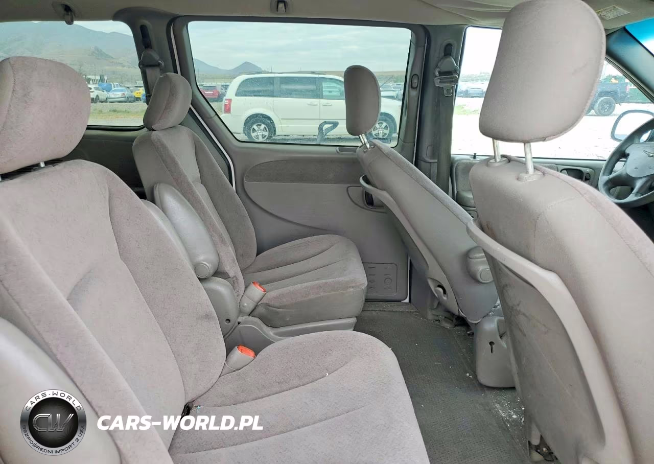 2001 Chrysler Town & Country Lx VIN:2C4GP44351R422925 - 10