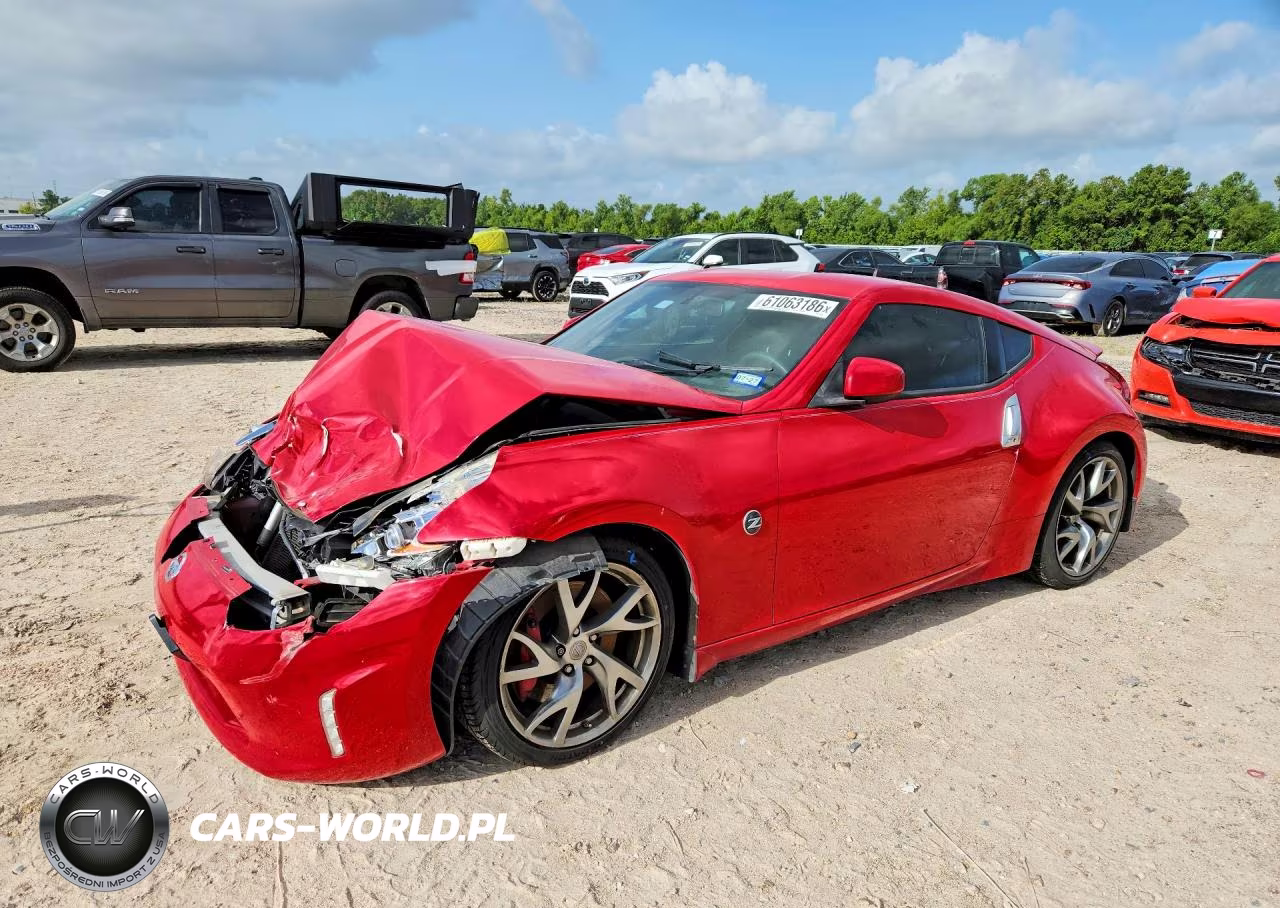2015 Nissan 370Z Sport