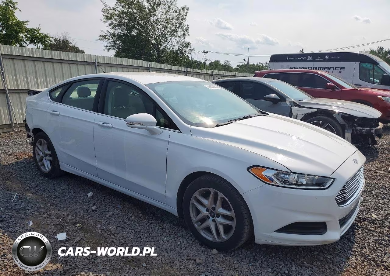 2015 Ford Fusion Se VIN:3FA6P0HDXFR236277 - 4