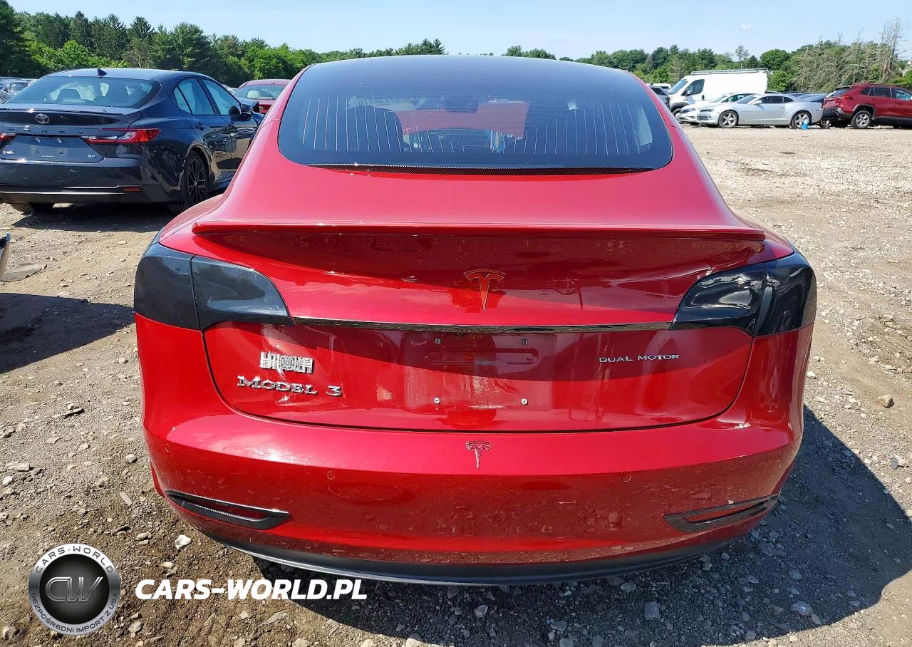 2018 Tesla Model 3 VIN:5YJ3E1EBXJF129686 - 11