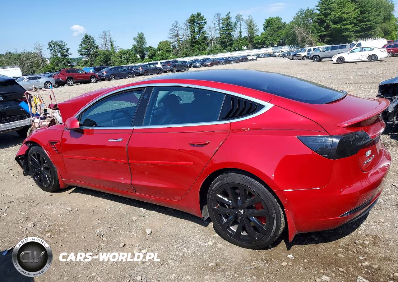 2018 Tesla Model 3 VIN:5YJ3E1EBXJF129686 - 3