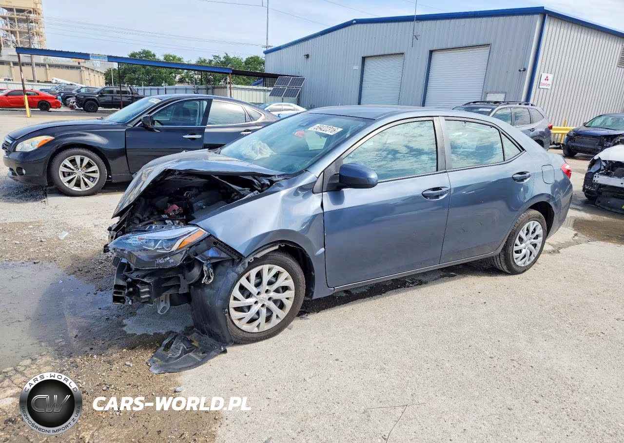 2017 Toyota Corolla Le VIN:5YFBURHE1HP707627 - 1