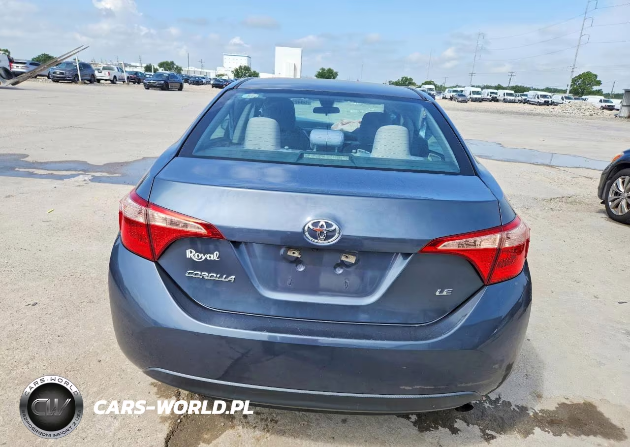 2017 Toyota Corolla Le VIN:5YFBURHE1HP707627 - 6