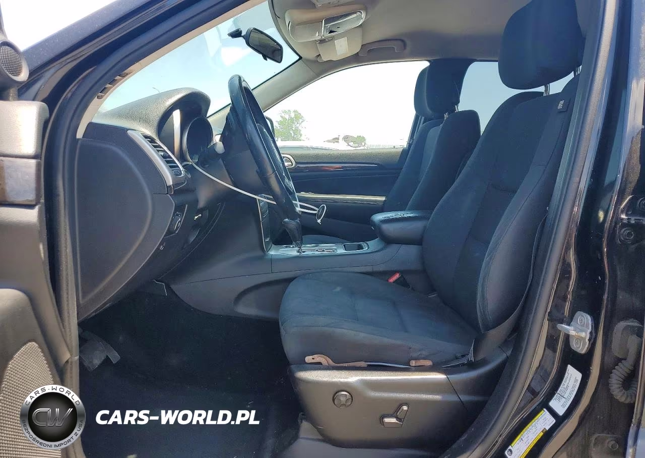 2012 Jeep Grand Cherokee Laredo VIN:1C4RJFAGXCC325826 - 14