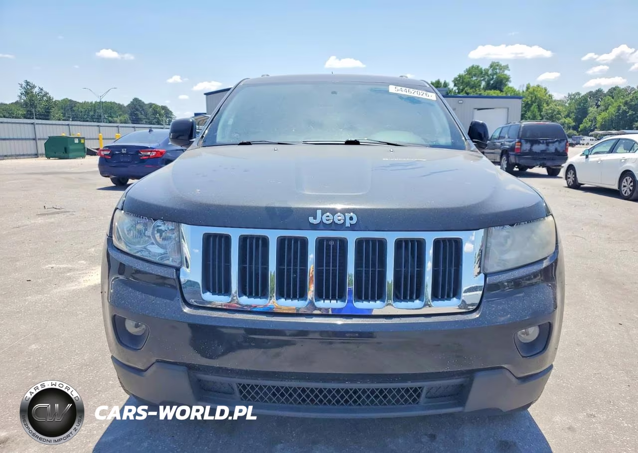2012 Jeep Grand Cherokee Laredo VIN:1C4RJFAGXCC325826 - 9