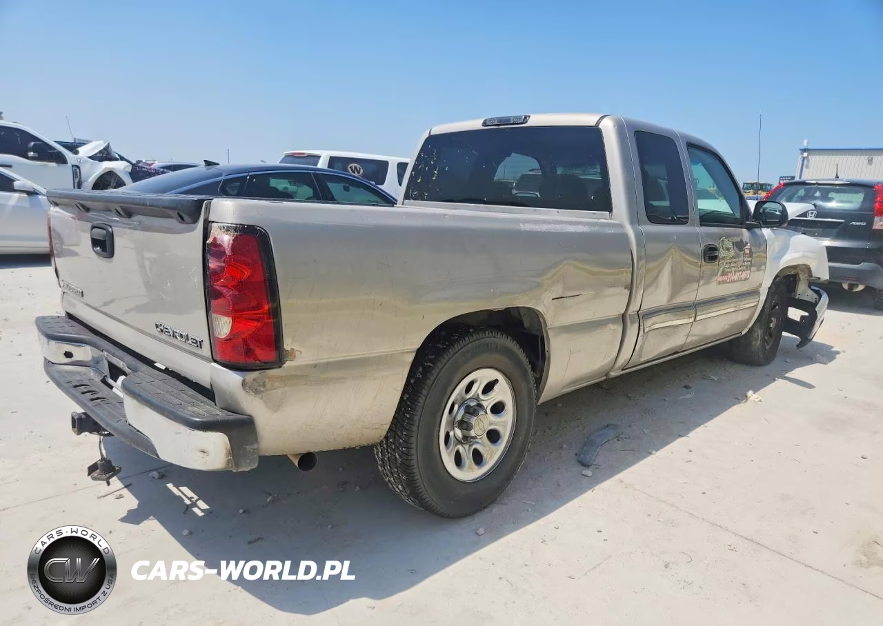 2006 Chevrolet Silverado C1500 VIN:1GCEC19V56Z255247 - 3