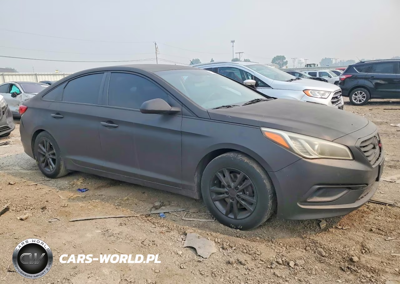 2016 Hyundai Sonata Se VIN:5NPE24AF4GH371346 - 4