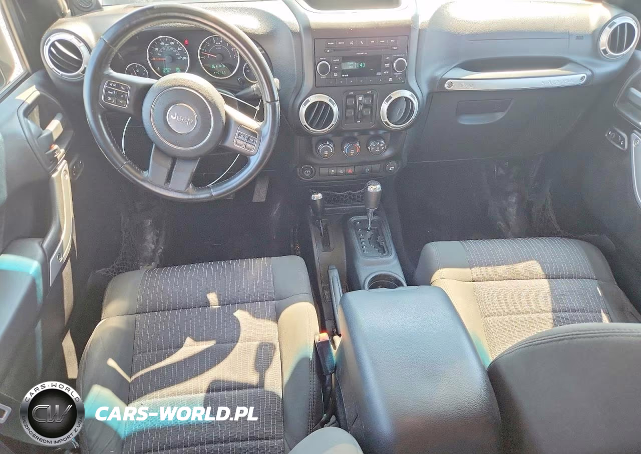 2011 Jeep Wrangler Unlimited Rubicon VIN:1J4BA6H14BL565420 - 8