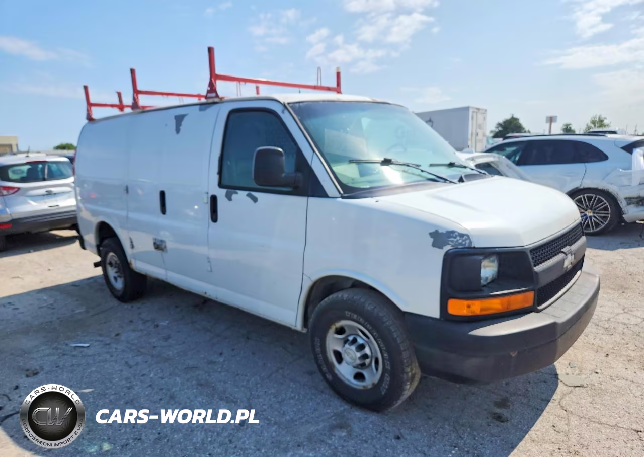 2011 Chevrolet Express G2500 VIN:1GCWGFCAXB1168061 - 4