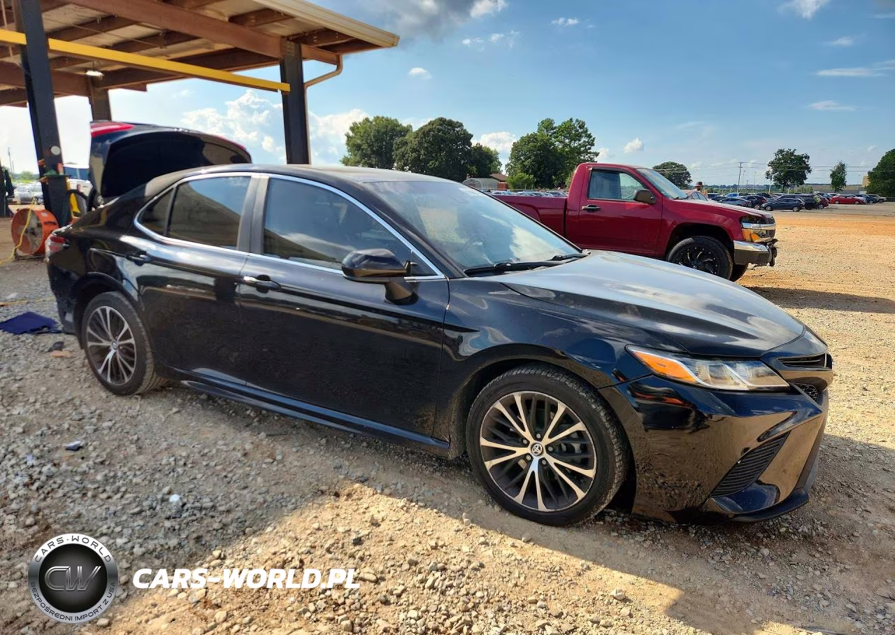 2019 Toyota Camry Se VIN:4T1B11HK9KU806198 - 4