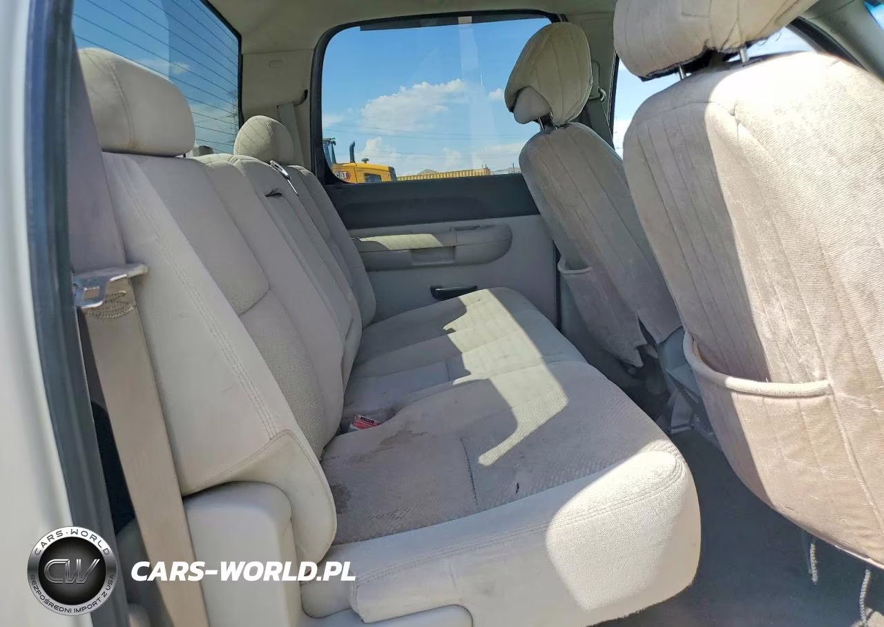 2008 Chevrolet Silverado K2500 Heavy Duty VIN:1GCHK23K58F187413 - 10