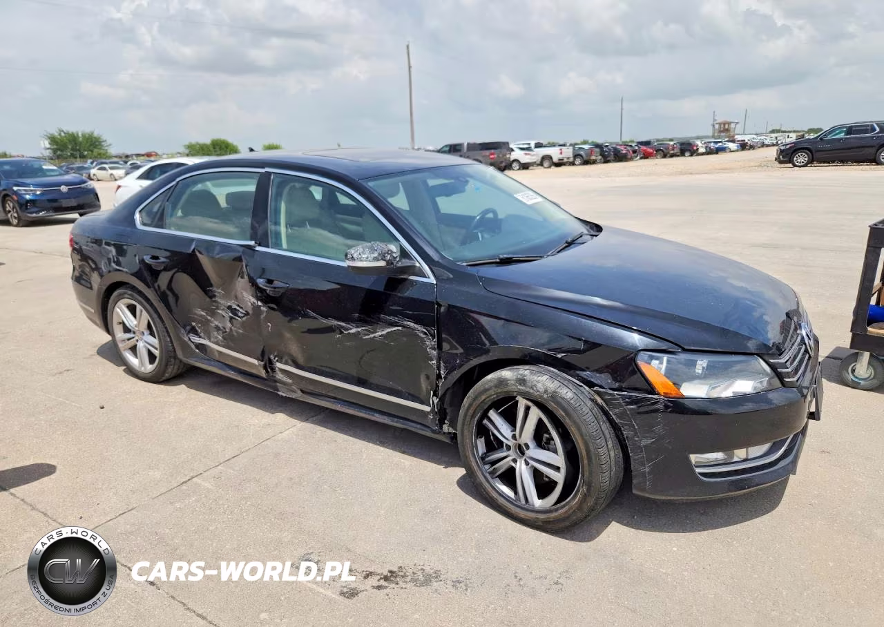 2014 Volkswagen Passat Sel VIN:1VWCS7A37EC097614 - 4