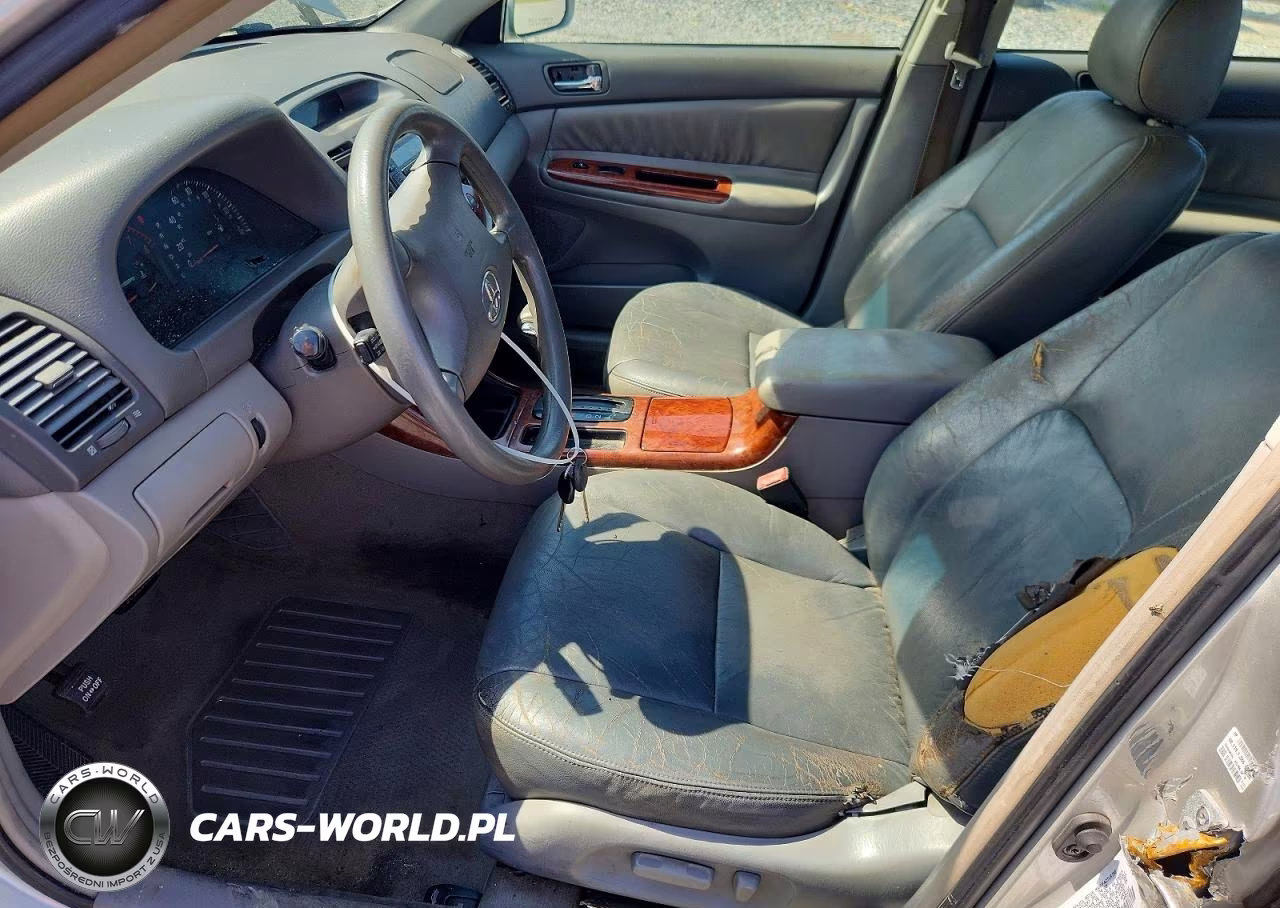 2003 Toyota Camry Xle VIN:4T1BE32K93U725552 - 7