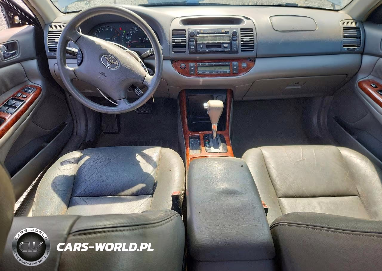 2003 Toyota Camry Xle VIN:4T1BE32K93U725552 - 8