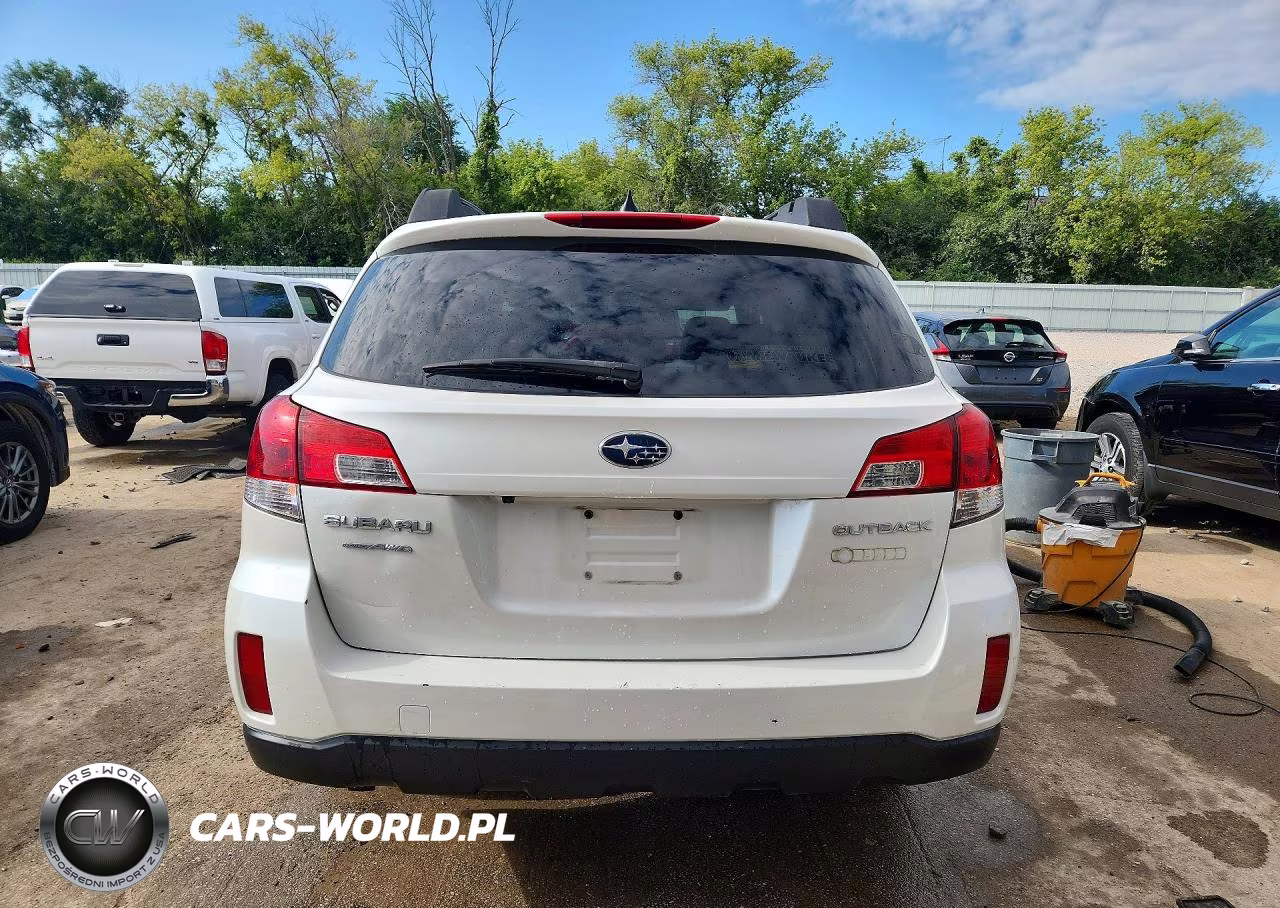 2014 Subaru Outback 2.5I Premium VIN:4S4BRBECXE3201158 - 6