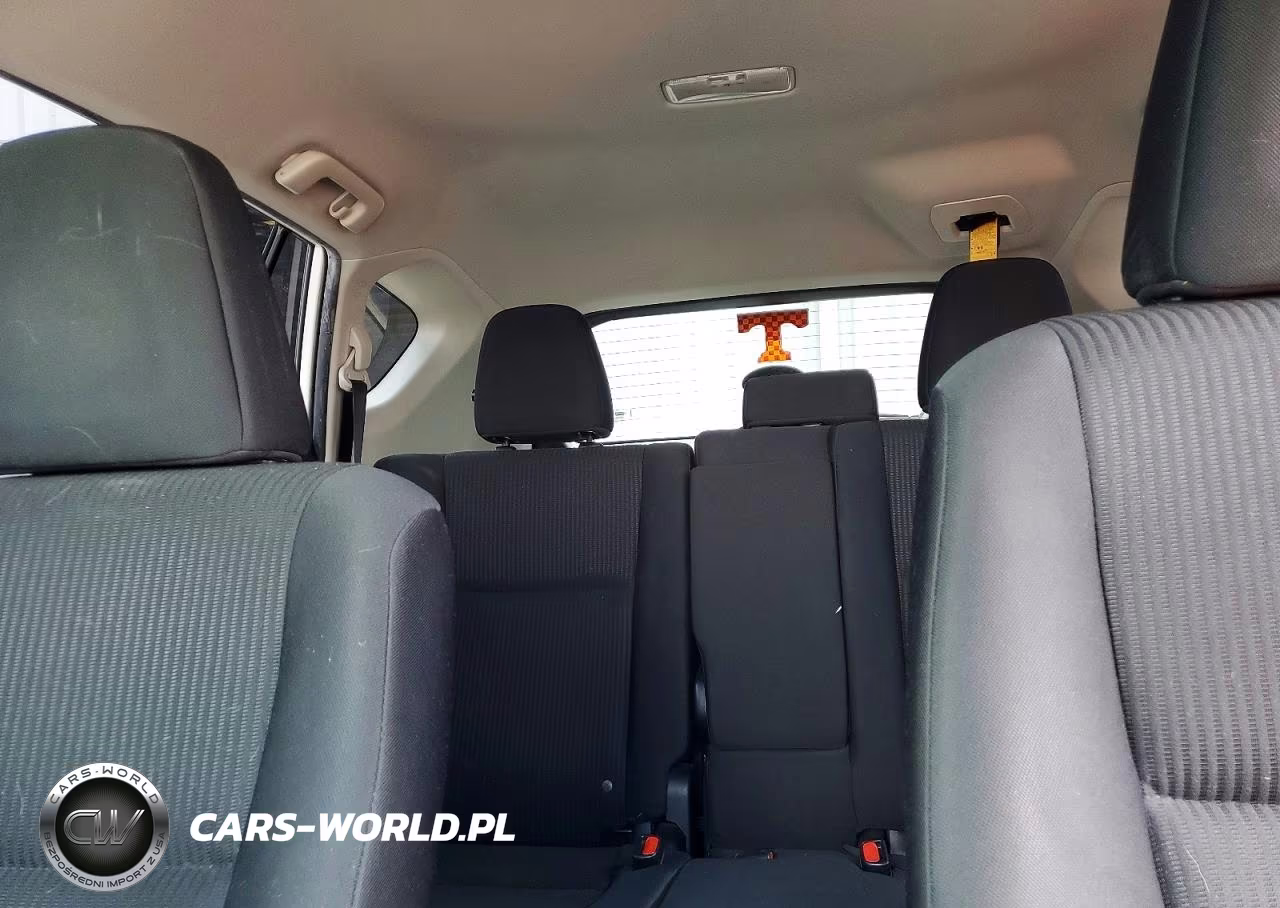 2018 Toyota Rav4 Le VIN:JTMZFREV4JJ150218 - 10