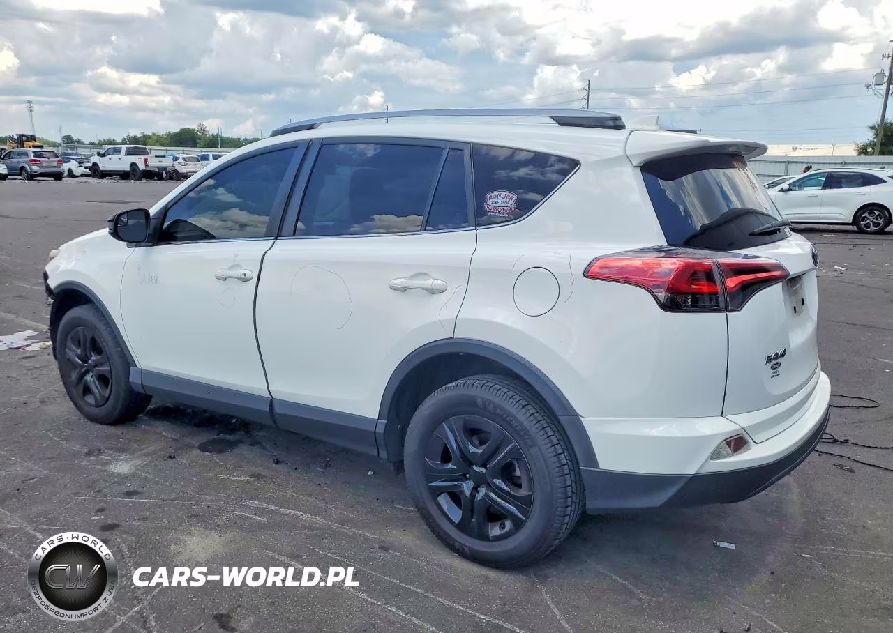 2018 Toyota Rav4 Le VIN:JTMZFREV4JJ150218 - 2