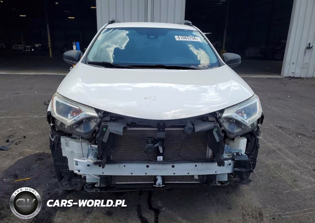 2018 Toyota Rav4 Le VIN:JTMZFREV4JJ150218 - 5