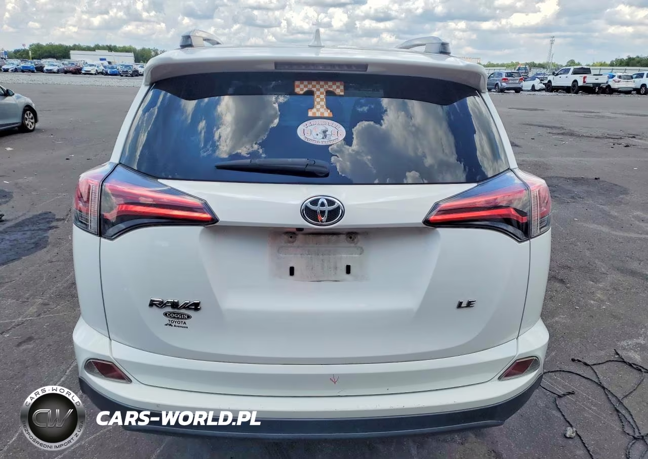 2018 Toyota Rav4 Le VIN:JTMZFREV4JJ150218 - 6