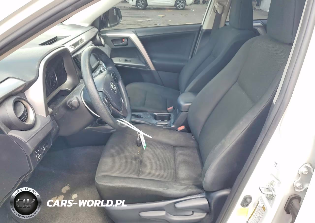 2018 Toyota Rav4 Le VIN:JTMZFREV4JJ150218 - 7