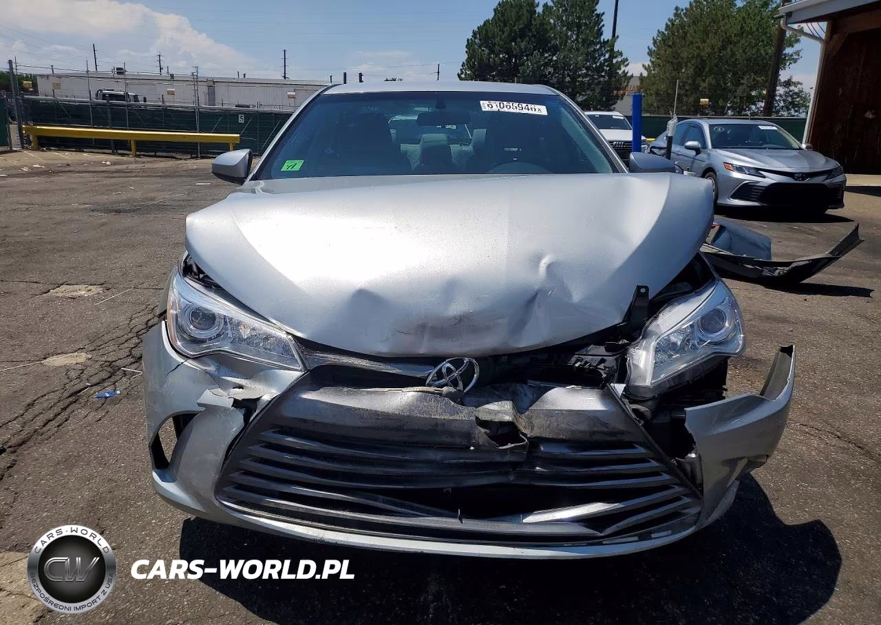 2016 Toyota Camry Le VIN:4T4BF1FK7GR542545 - 5