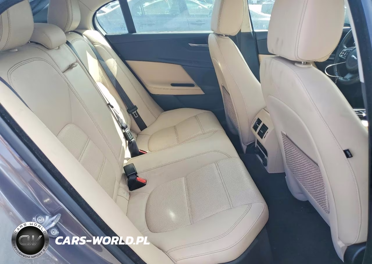 2017 Jaguar Xe Prestige VIN:SAJAE4BN7HA951311 - 10