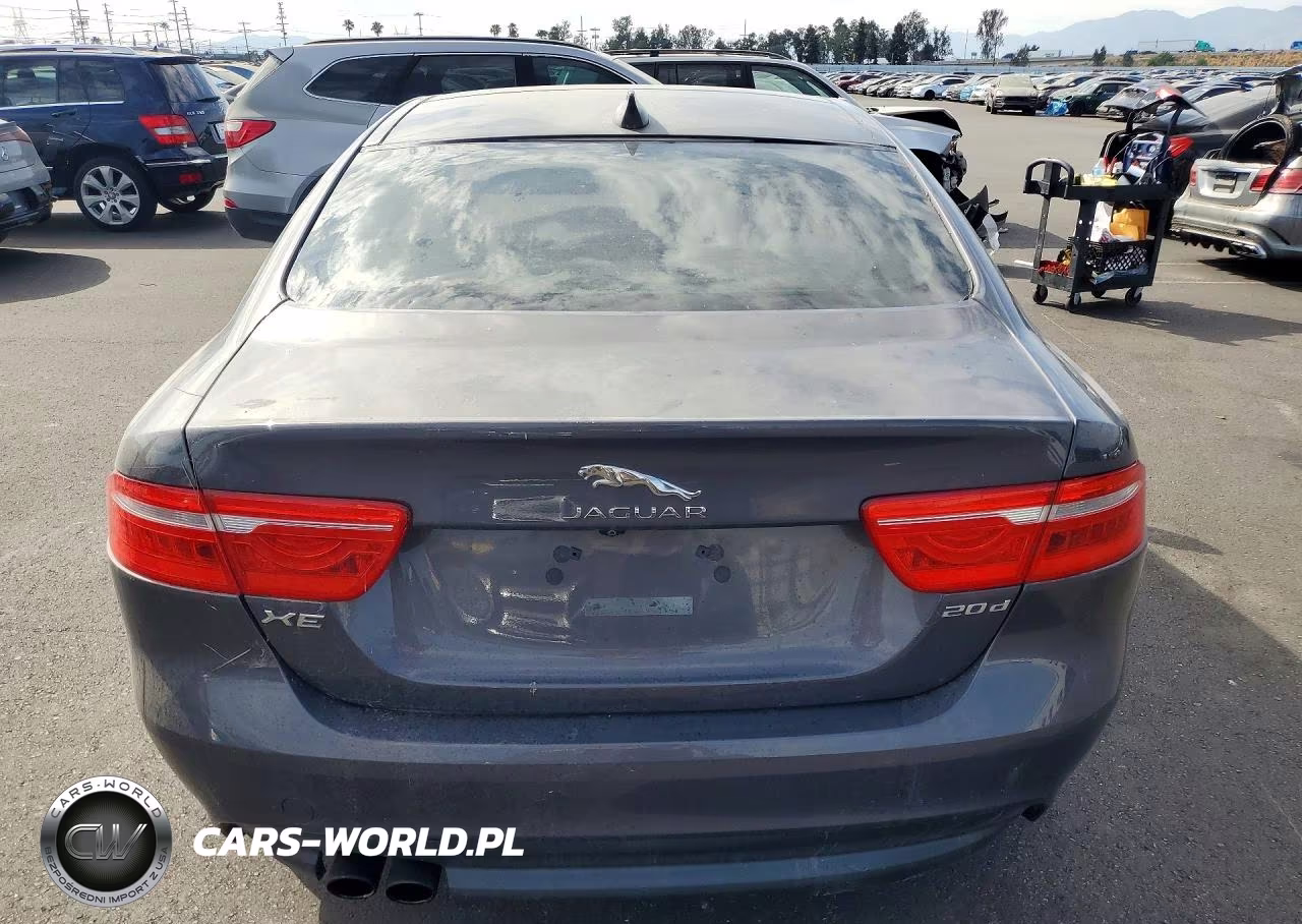2017 Jaguar Xe Prestige VIN:SAJAE4BN7HA951311 - 6